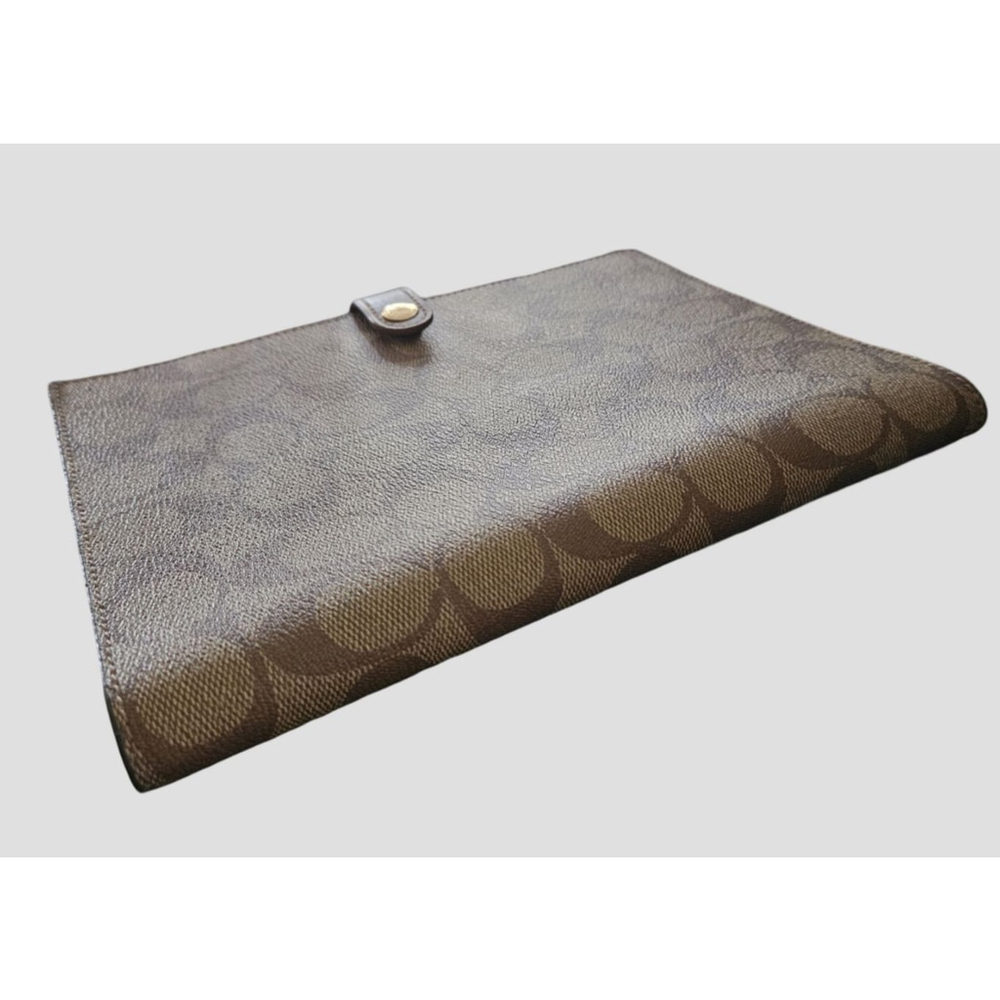 Coach | Planner Cover - Brown and Tan Signature Print - Picture 2 of 8